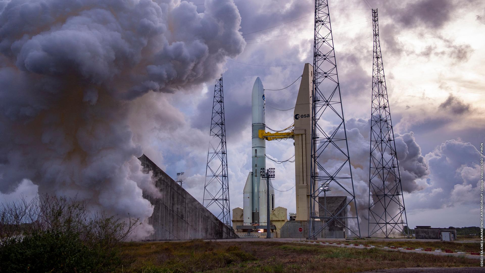 Eine europäische Ariane-Rakete, am 11. November 2023 in Französisch-Guyana