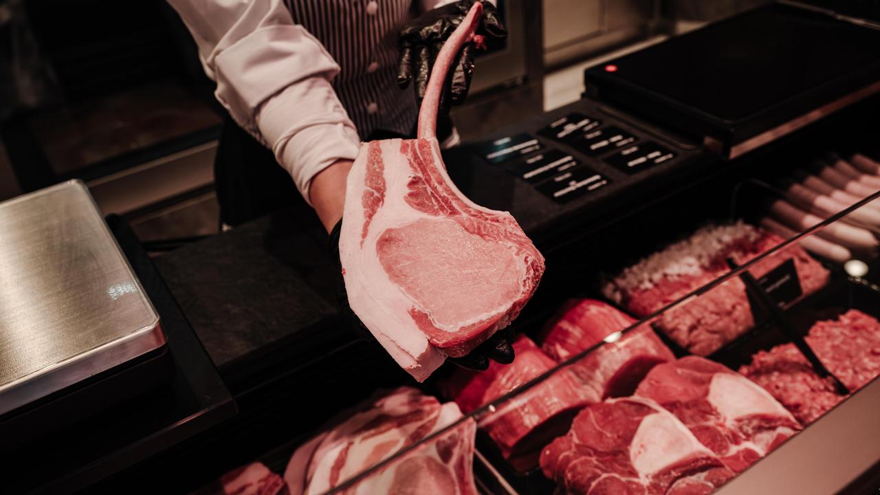 Auswahl an regionalen Fleischprodukten in einer Metzgerei (Symbolbild)