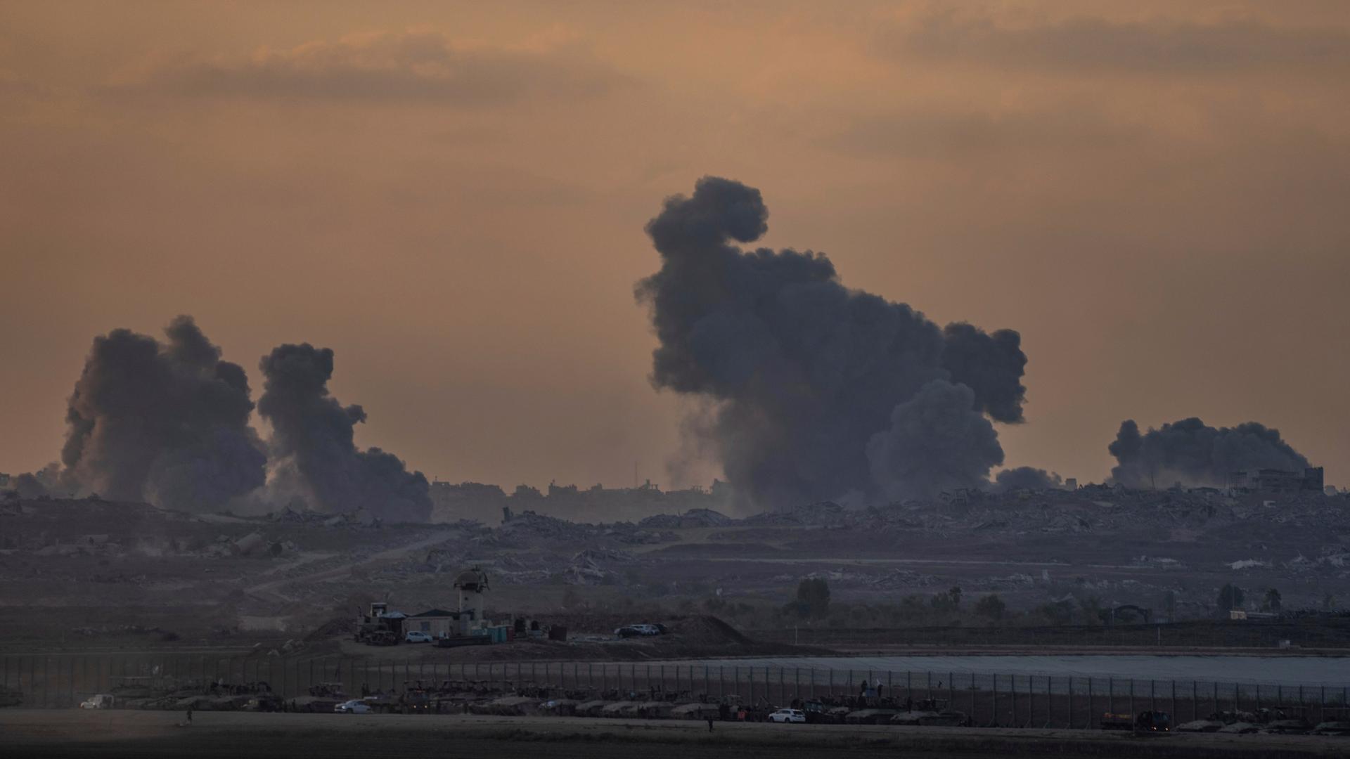 Rauch über dem Gazastreifen am 21. August 2025.